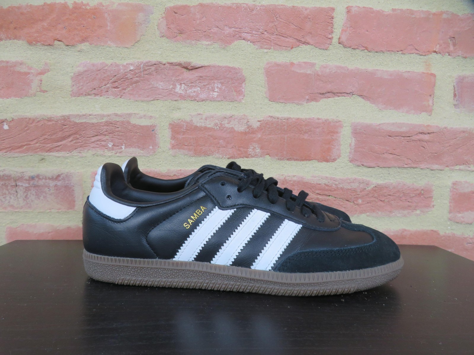 Adidas Samba Shoes Womens 6 Mens 5 Black White Soccer Athletic Leather Low
