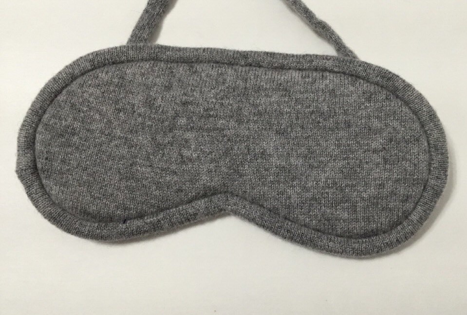 Saks Fifth Ave Womens Gray Cashmere Amenity Travel Kit Slippers Eye Mask Pouch