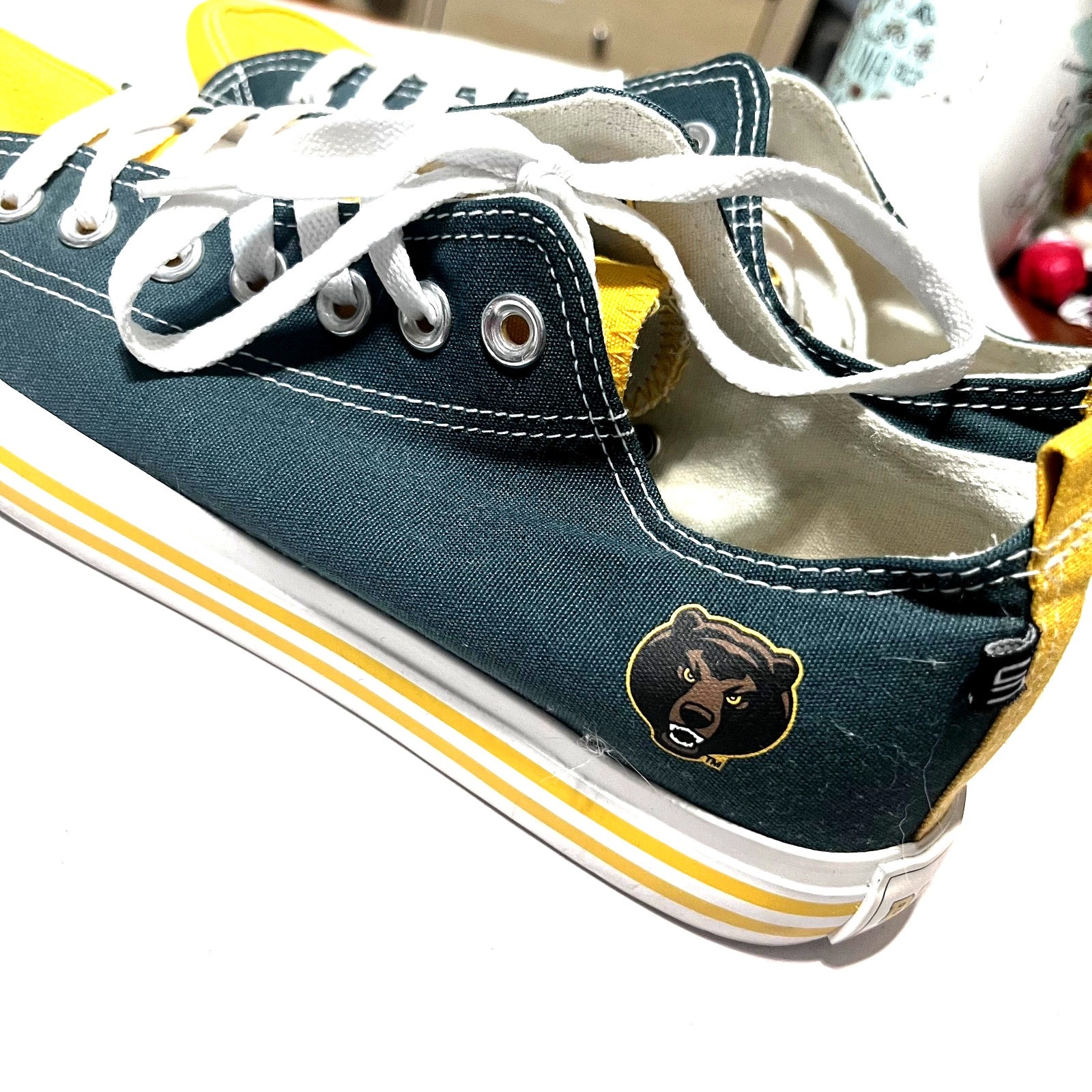 Baylor University Sneakers W10/M8 SKICKS Tennis Shoes Green Gold Waco, Texas