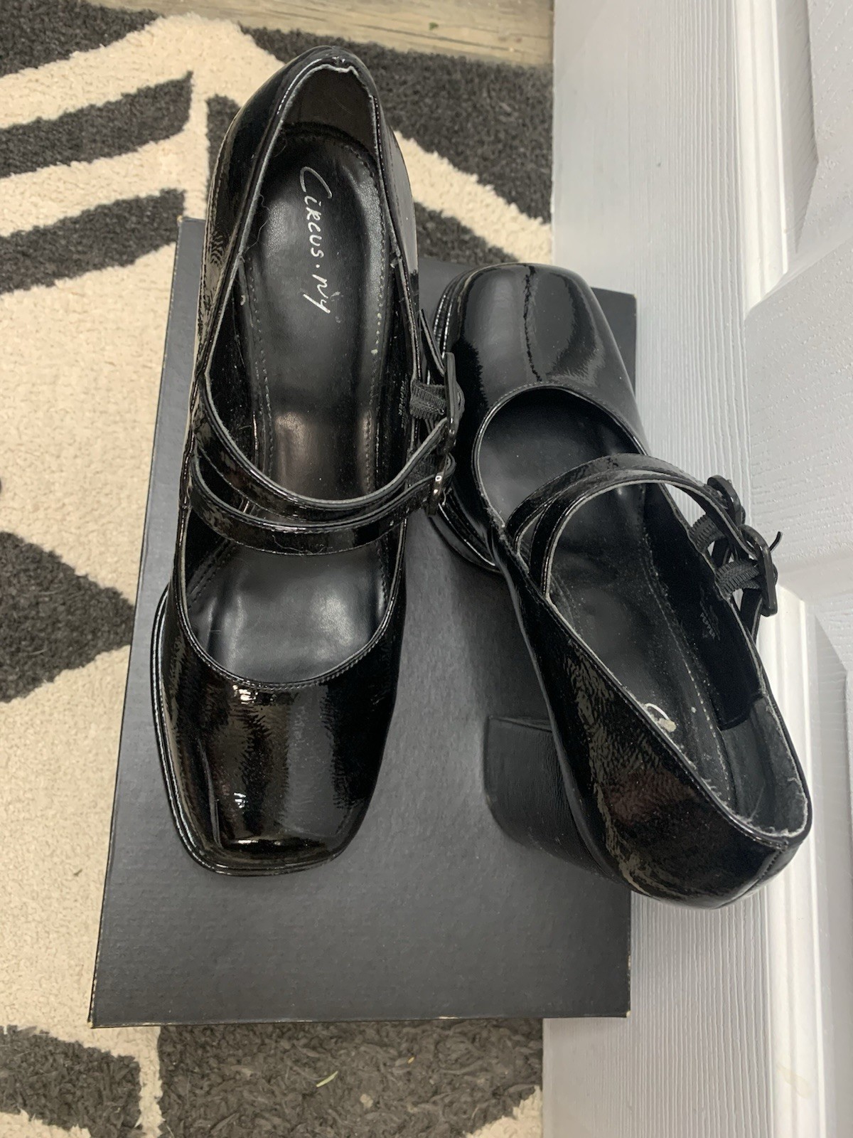 Circus by Sam Edelman Black Patent Leather Platform Mary Jane Square Toe 8M