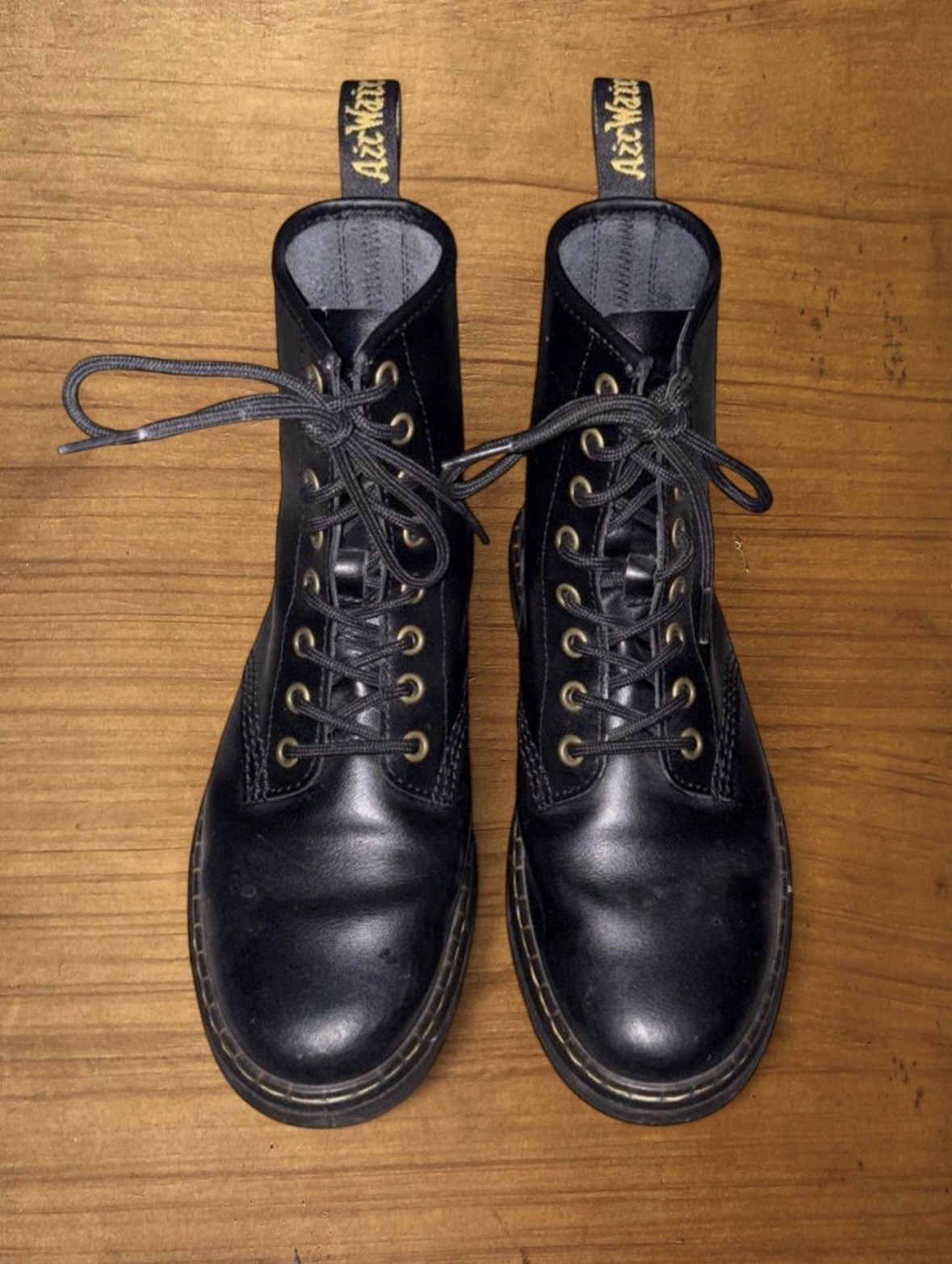 Dr. Martens 1460 flat sole Black Leather Lace-Up Ankle Boots Women 7.5, Men 6