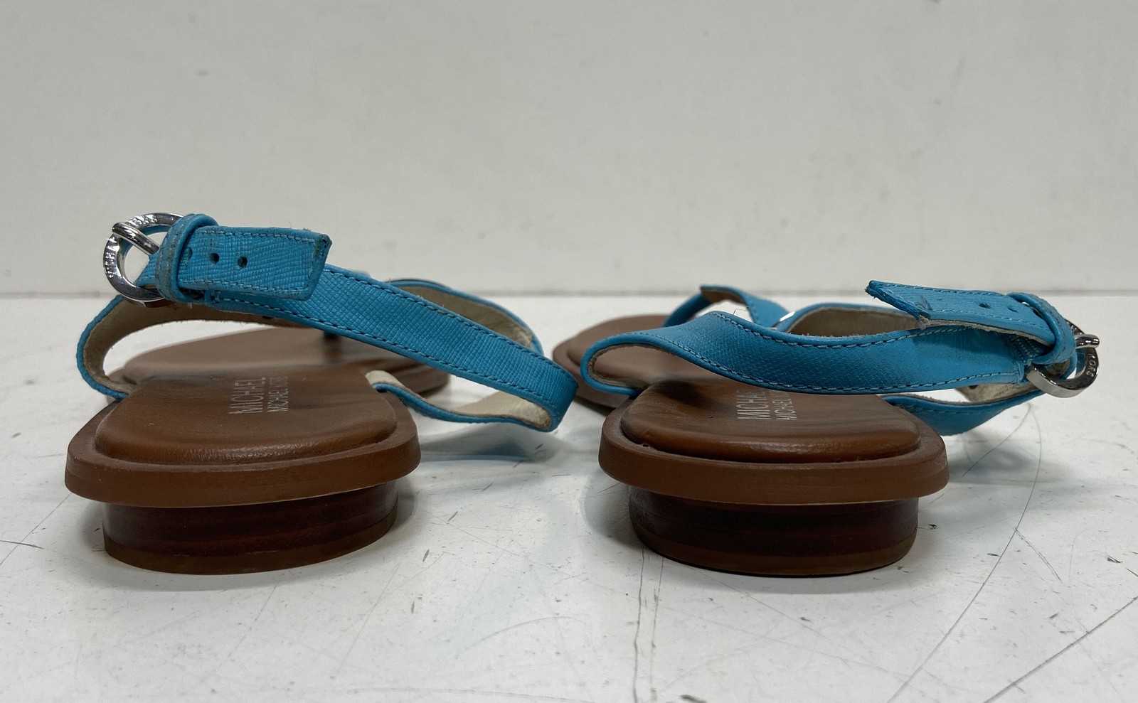 Michael Kors MK Plate Turquoise Blue Flat Thong Sandals Women’s Size 8M