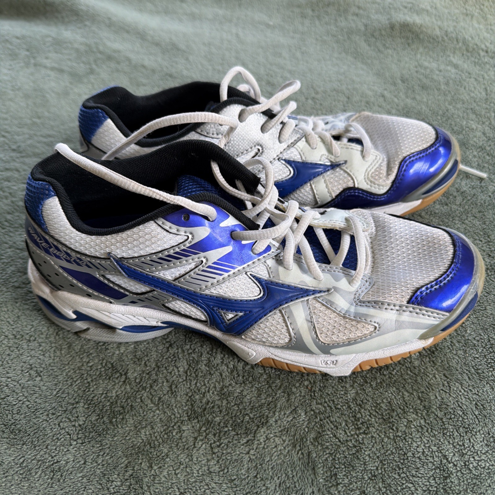 Mizuno Wave Bolt 4 Womens White Blue Volleyball Tennis Shoes Sneakers Size W9