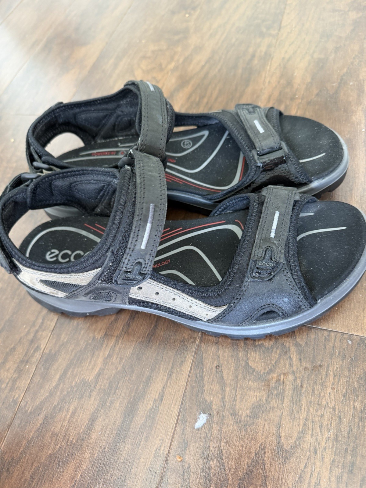 ECCO Yucatan Women’s Off Road Leather Outdoor Hook Loop Sandals 43 US 12