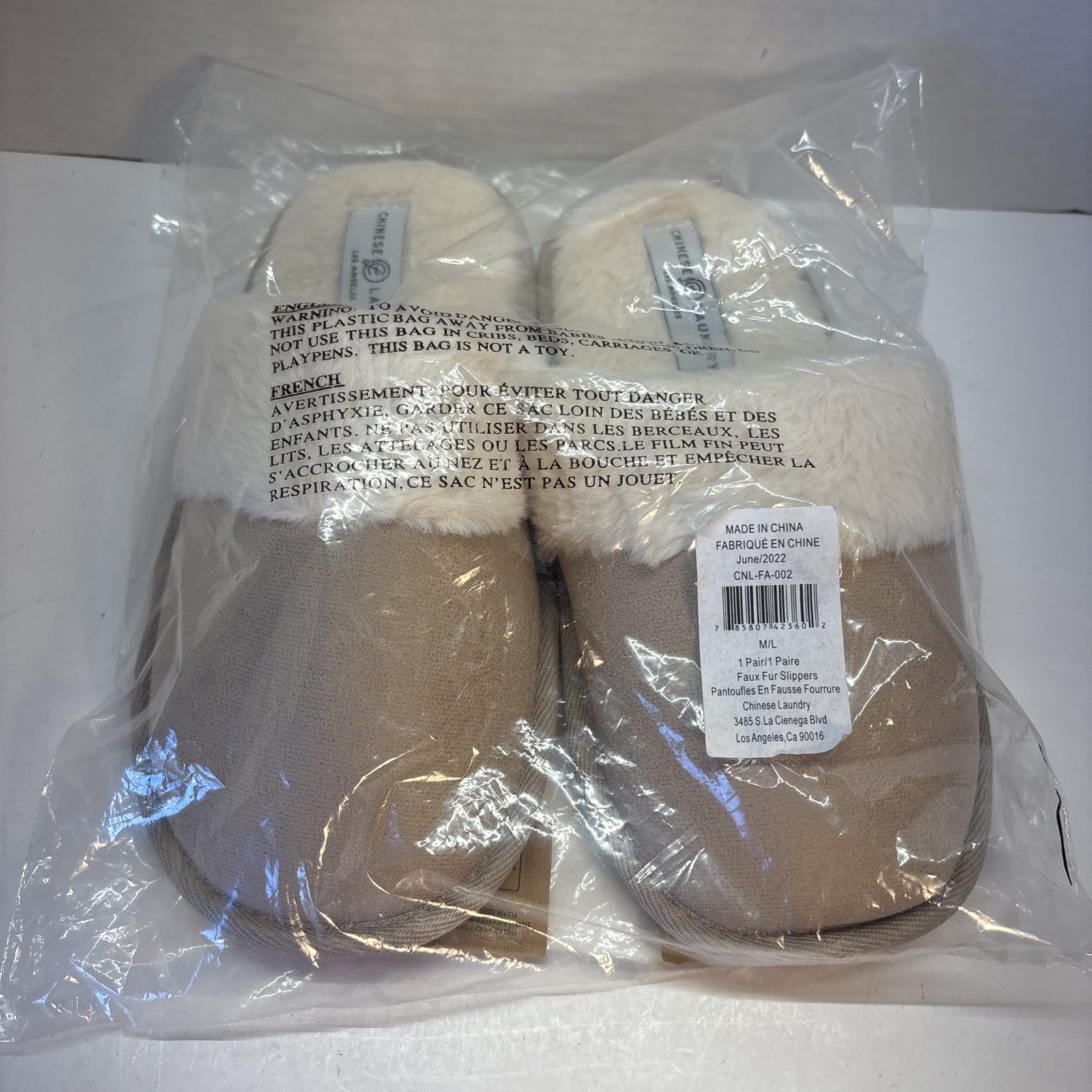 Chinese Laundry Slippers Size M/L