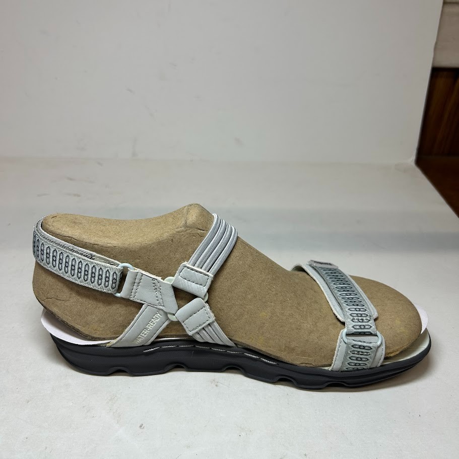Jambu Womens 7 M Light Grey Off White Seaside Water Ready Strappy Sandals NIBSK3