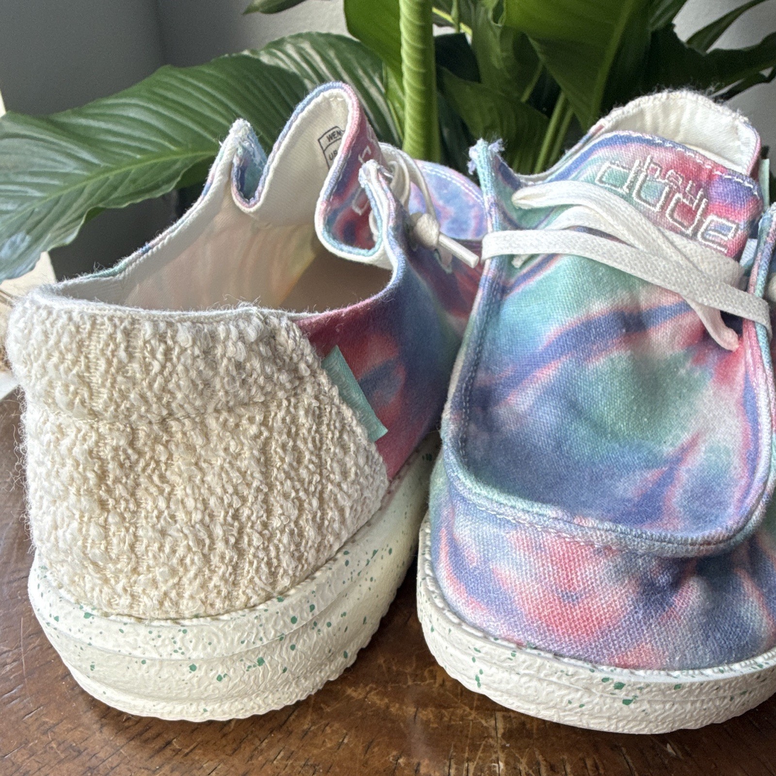 Hey Dude Wendy Rose Candy Tie Dye Canvas Loafer Women’s US 7 EU 38 UK 5