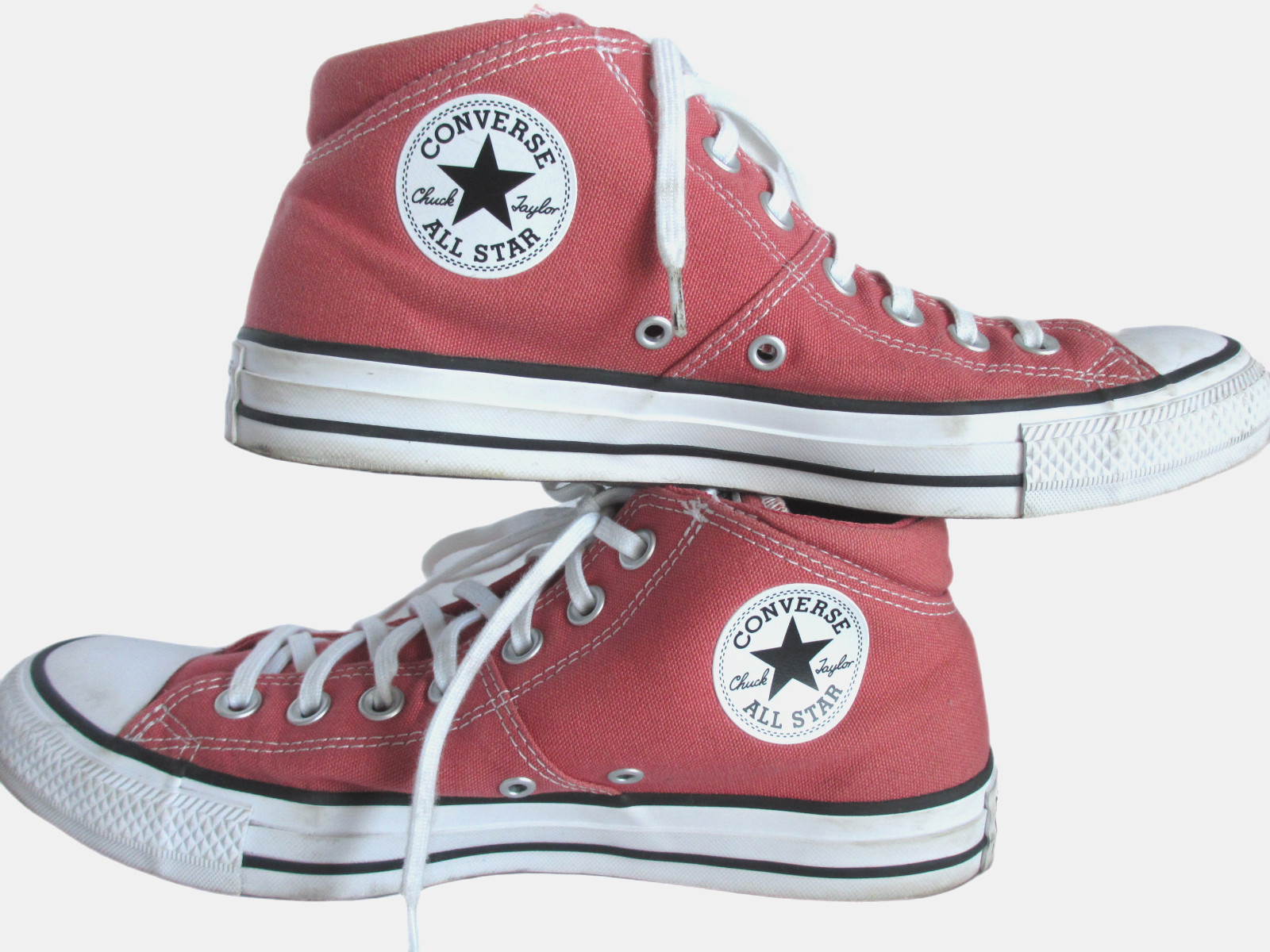 Converse Chuck Taylor All Star Madison Mid Rhubarb Pie Women’s 9 Men’s 7 Sneaker