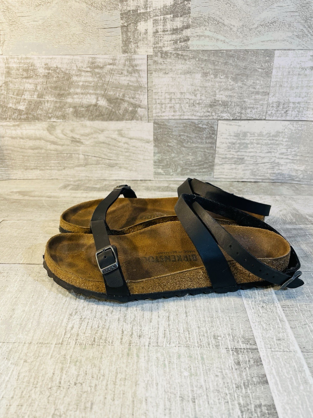 Birkenstock Daloa Women’s Size EU 37 US 6-6.5 Black Birko-Flor Nubuck Sandals.