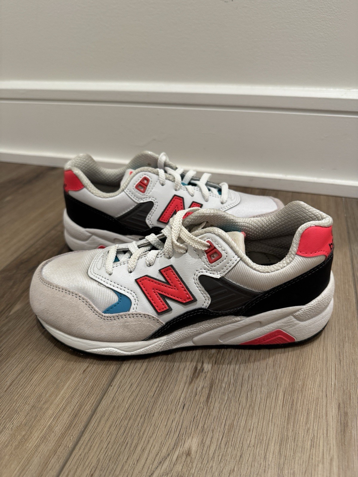 New Balance 580 Low-Top WRT580 PA Women’s Size 6.5 Pastel Pack