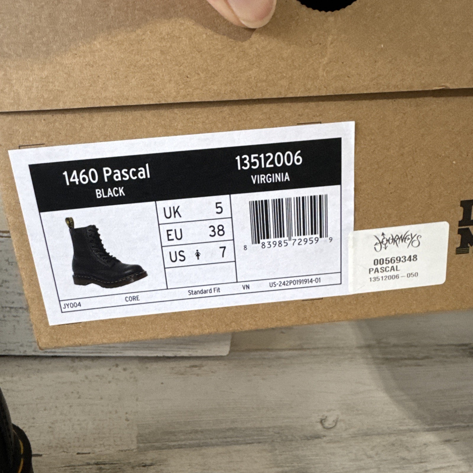 Dr. Martens Pascal 1460 Virginia Leather Boots for Women, Size US 7 – Black -…