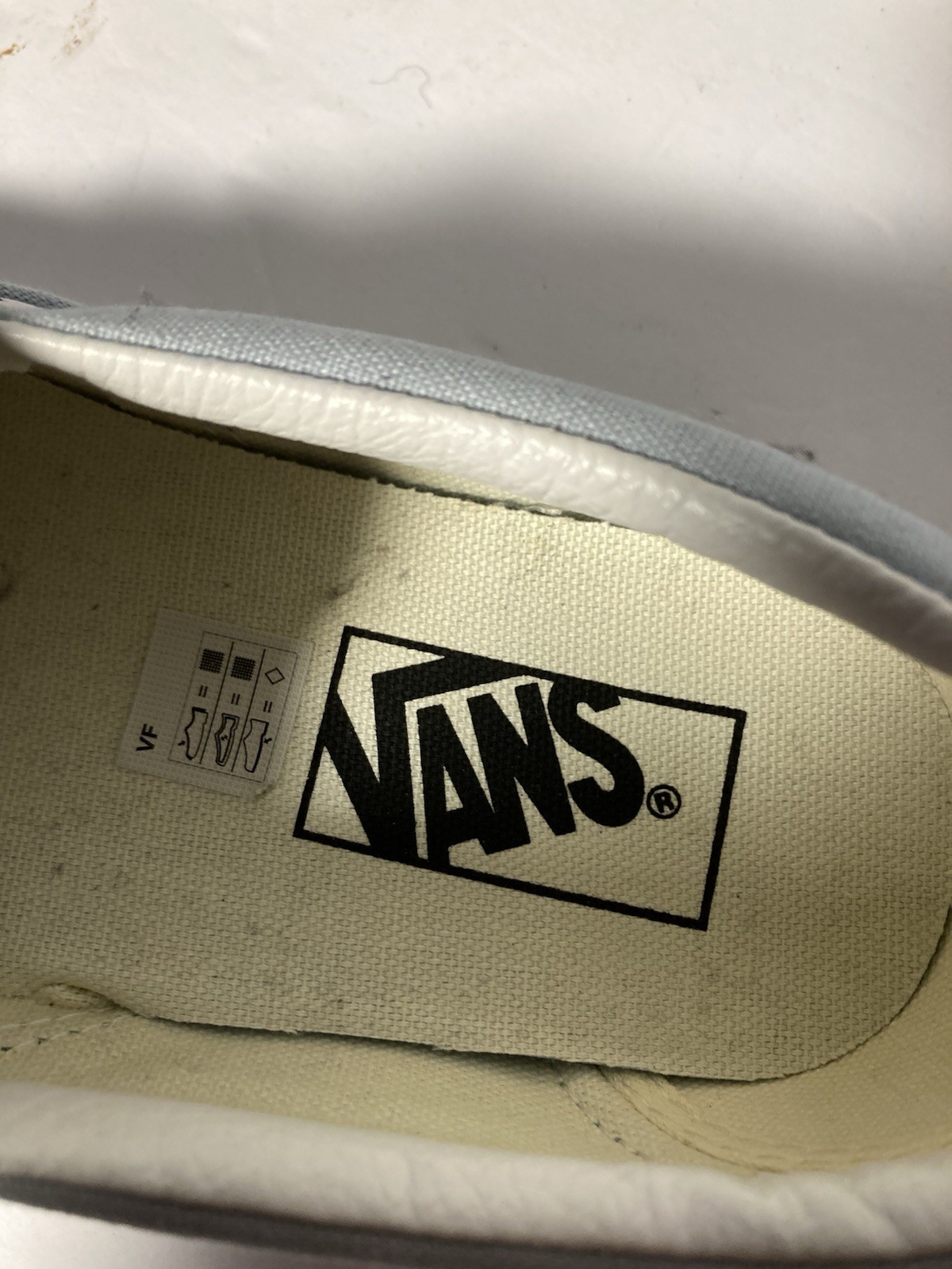 VANS Classic Slip-On Sneaker Shoe-Crystal Blue & White-Women 8.5 (Men 7)-NEW