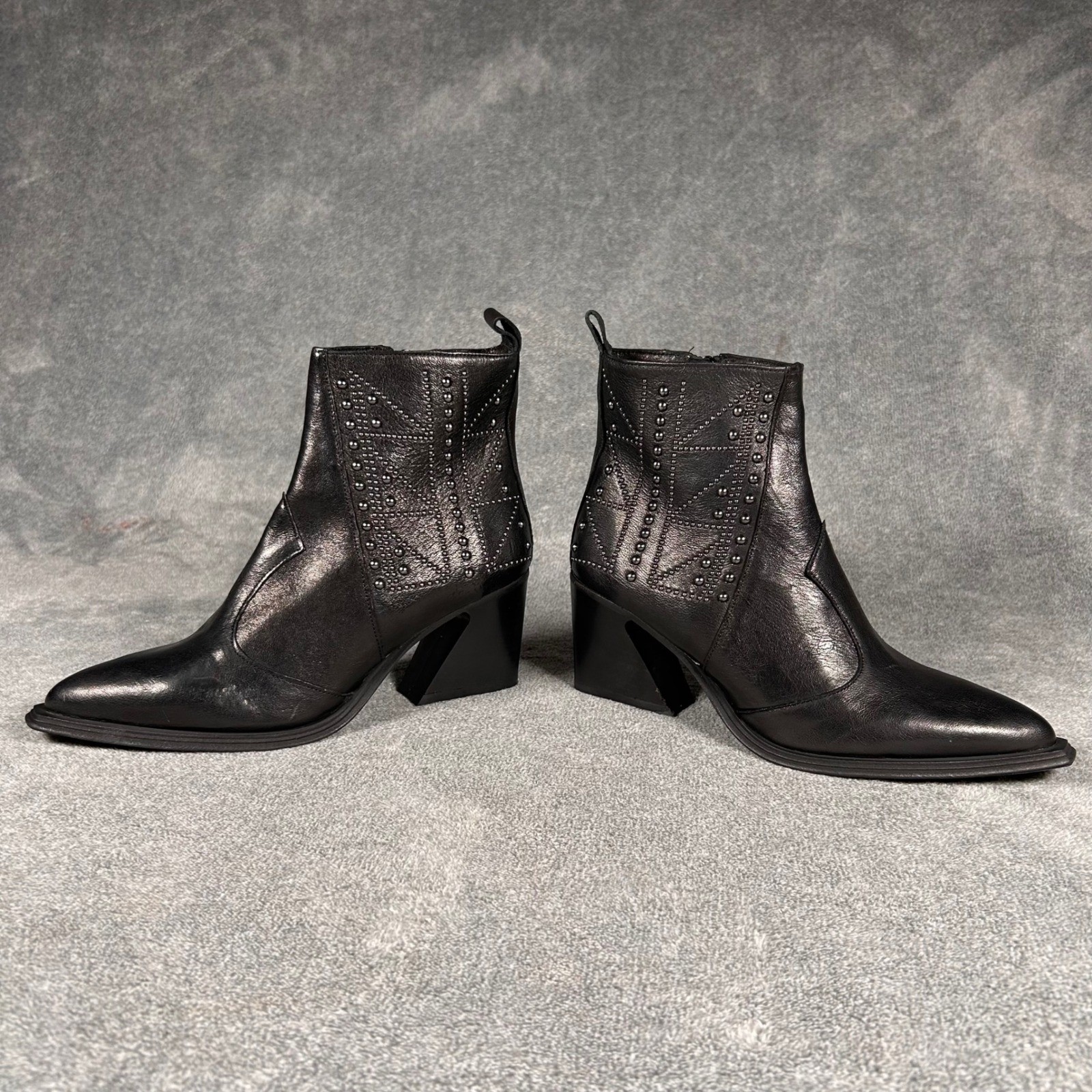 Emanuele Crasto Ankle Boots Heeled Black Leather Studded Pointed US 7.5 Italy