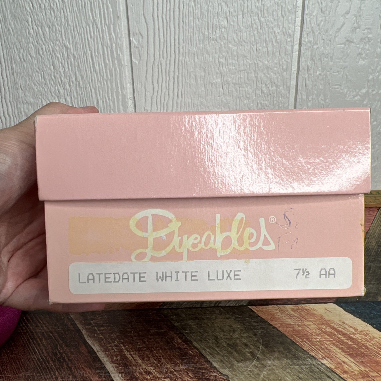 Vintage Dyeables Satin Heels Shoes Size 7.5 AA LATEDATE LUXE Hot Pink 82507