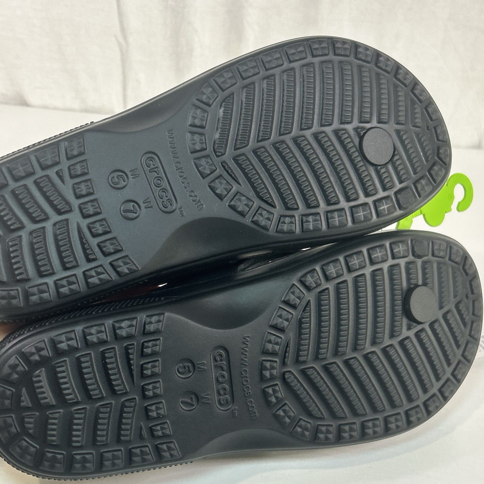 Crocs Baya II Flip Flops Sandal Unisex Black US Womens Size 7 Men 5 NEW