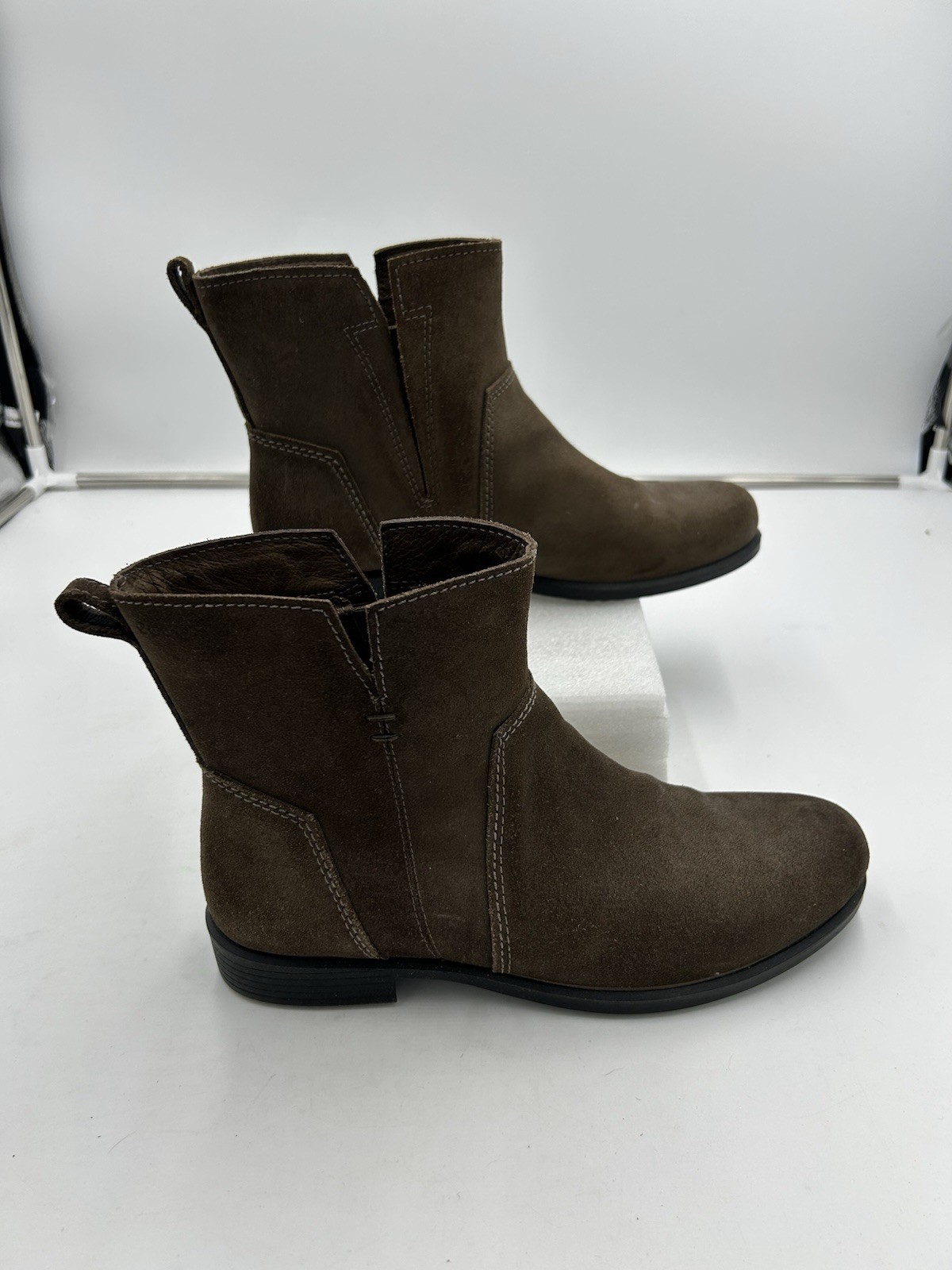 ECCO Touch 15 Brown Suede Chelsea Ankle Boots Comfort Pull On EU 40 US 9-9.5 NEW