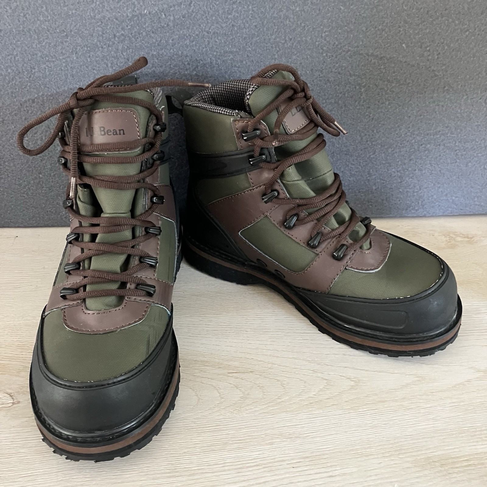 LL Bean Womens 6 Wide Wading Fishing Boots Waterproof River Studded EVA Foam
