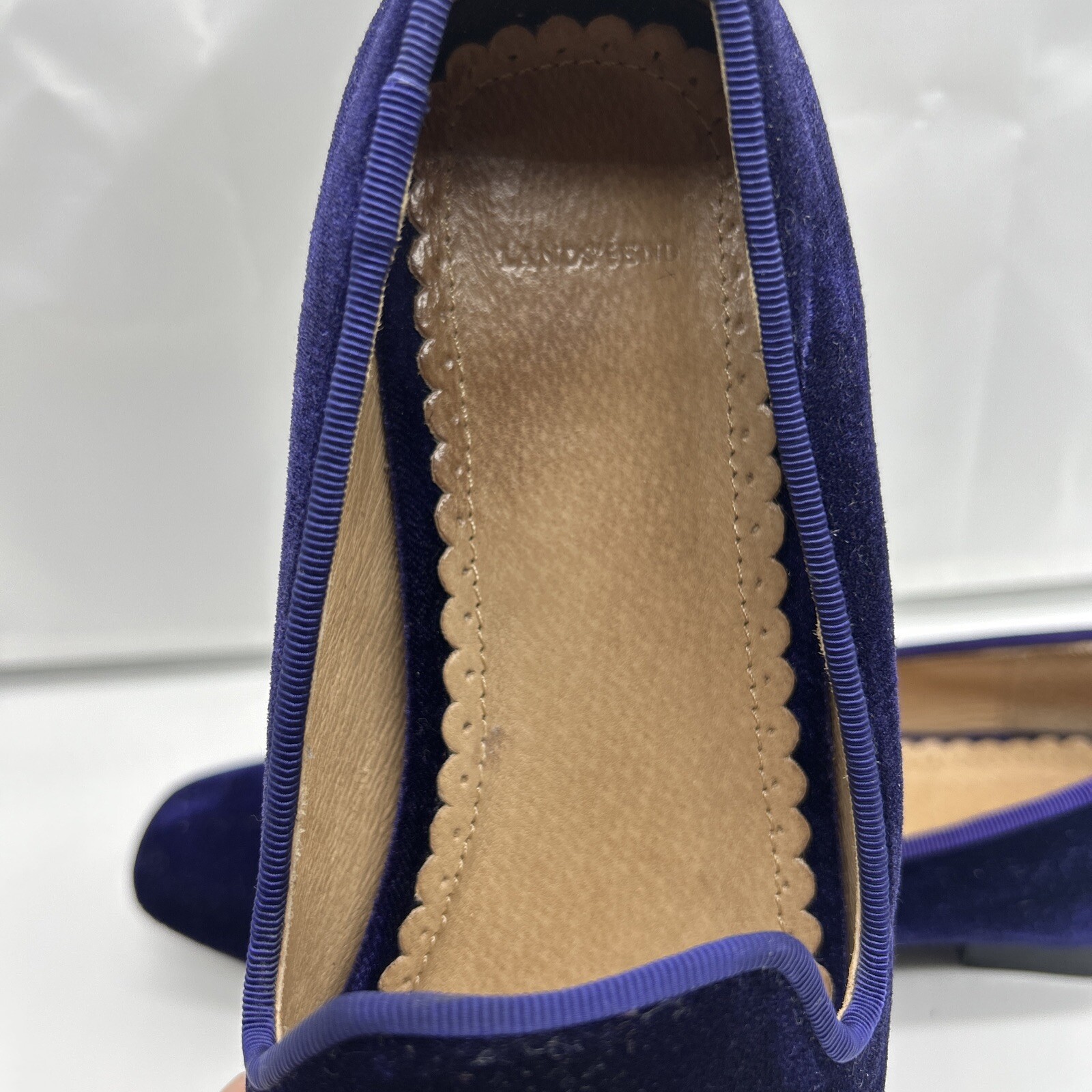 Lands’ End Flats Women’s Size 7 B Deep Purple Velvet Snip Toe