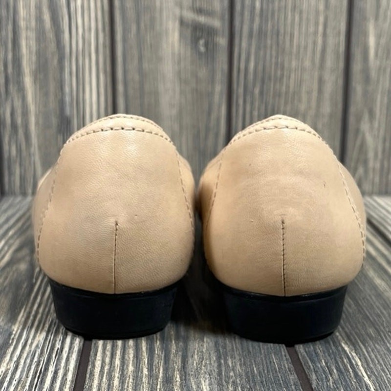 Clarks Collection Blanche Rosa Leather Women Slip On Flats Nude Ecru Sz 9.5 Mom