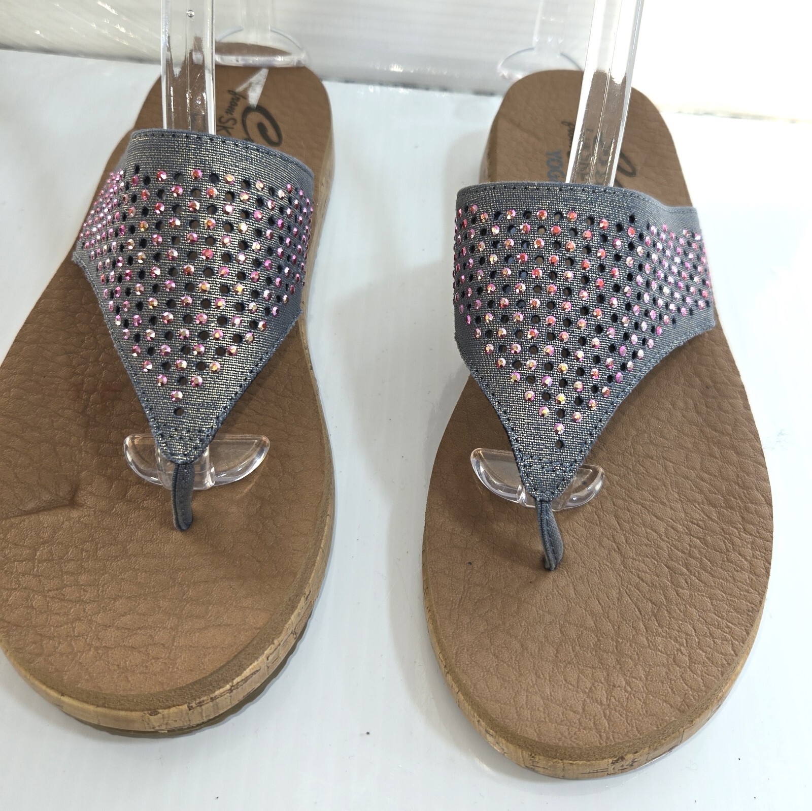 Cali from Skechers Women’s Blue Denim Rhinestone Thong Platform Sandals Size 9