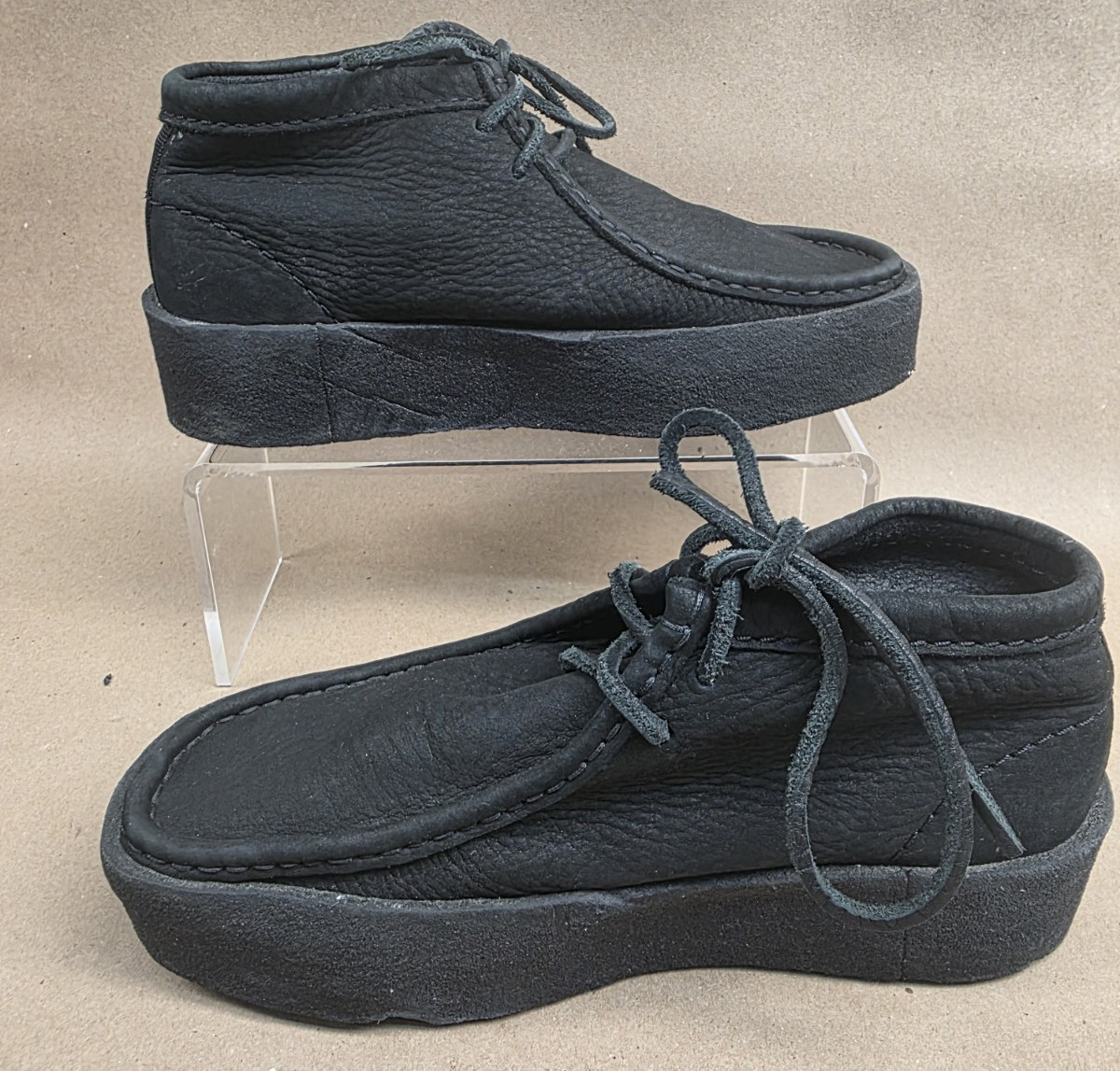 Clarks (Sz 6 M) Wallabee Cup Boot Ankle Womens Black Boots
