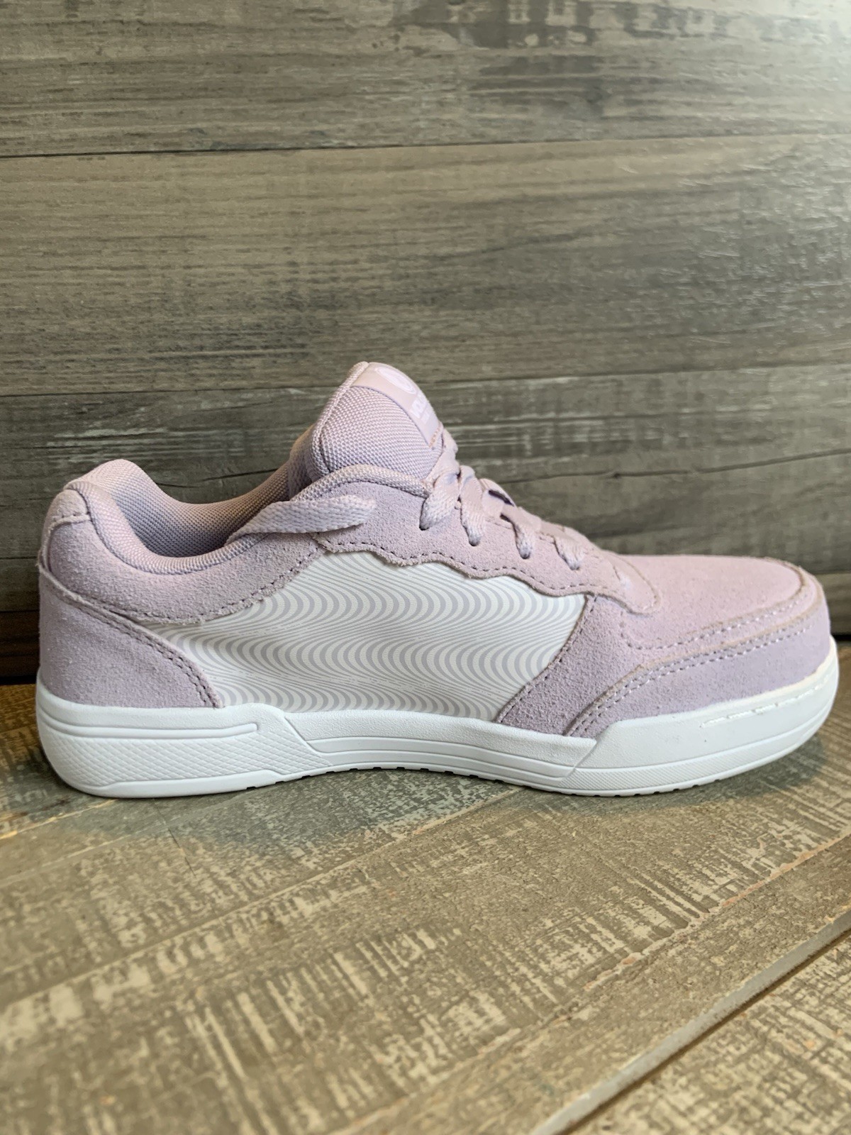 Volcom Women’s Workwear Safety toe Sneakers Lilac Skater Shoes Suede Size 6