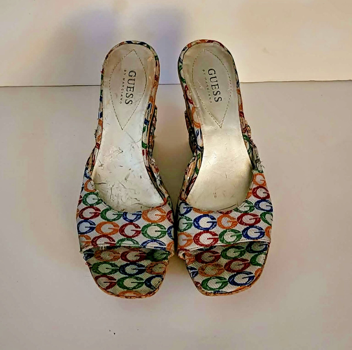 Guess Women’s 5″ Wedge Sandals, Rainbow Color, Size 8M