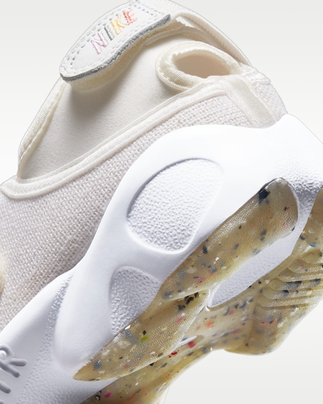 NIKE Women’s Air Rift DJ4639-121 Summit White White Sail Light Arctic Pink