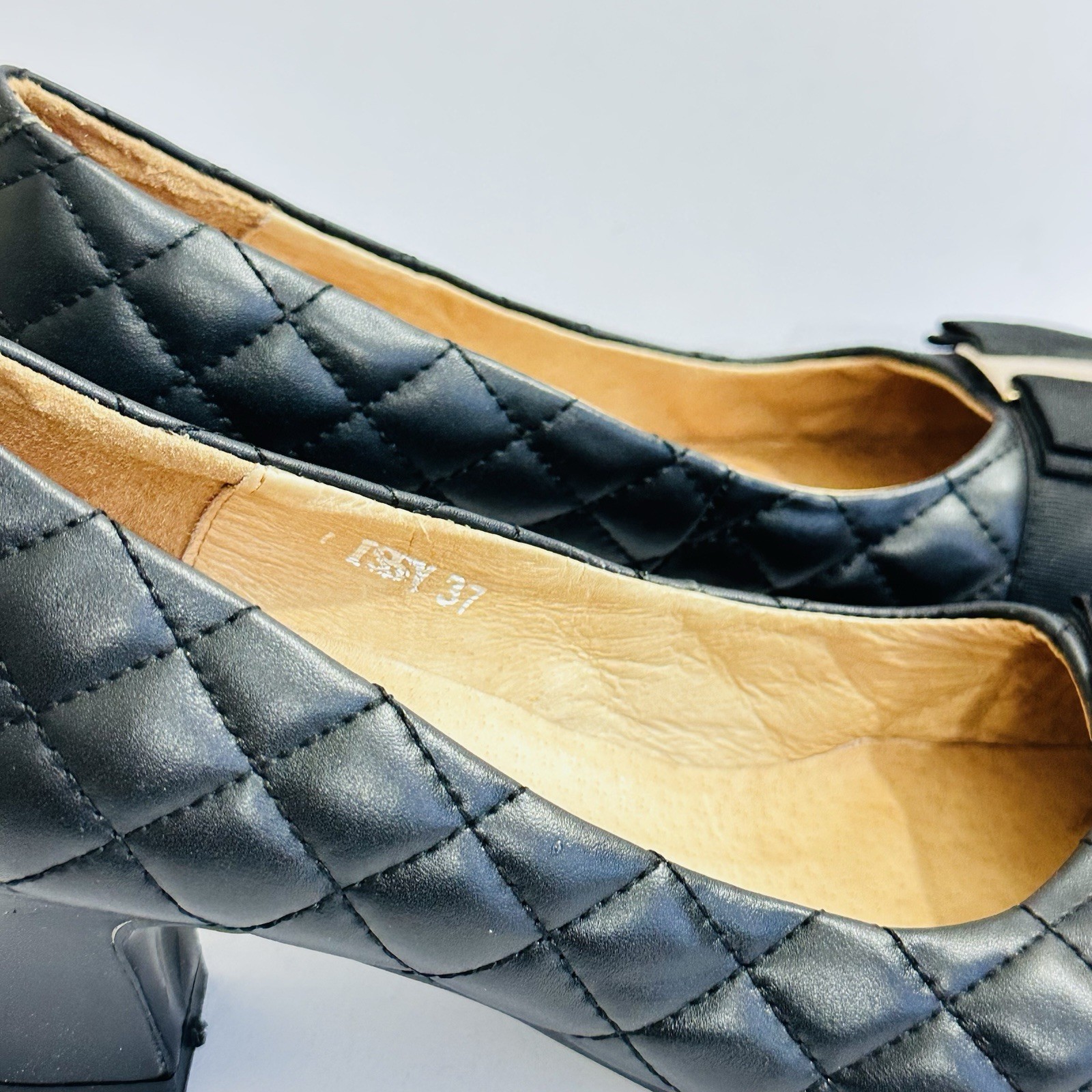 Blue Illusion Womens Black Quilted Leather Pumps Bow Detail EU37 AU6