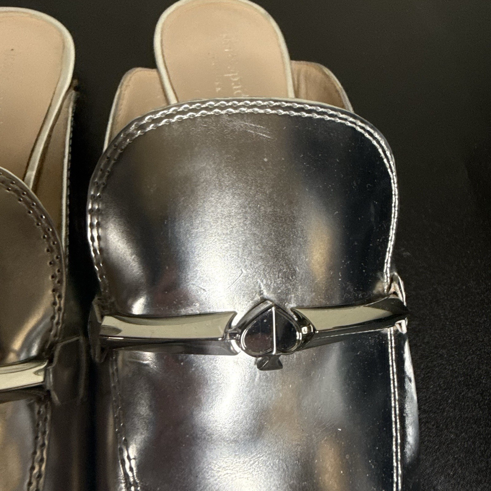 Kate Spade New York Laura Silver Specchio Leather Mules Slides Women Size 10M