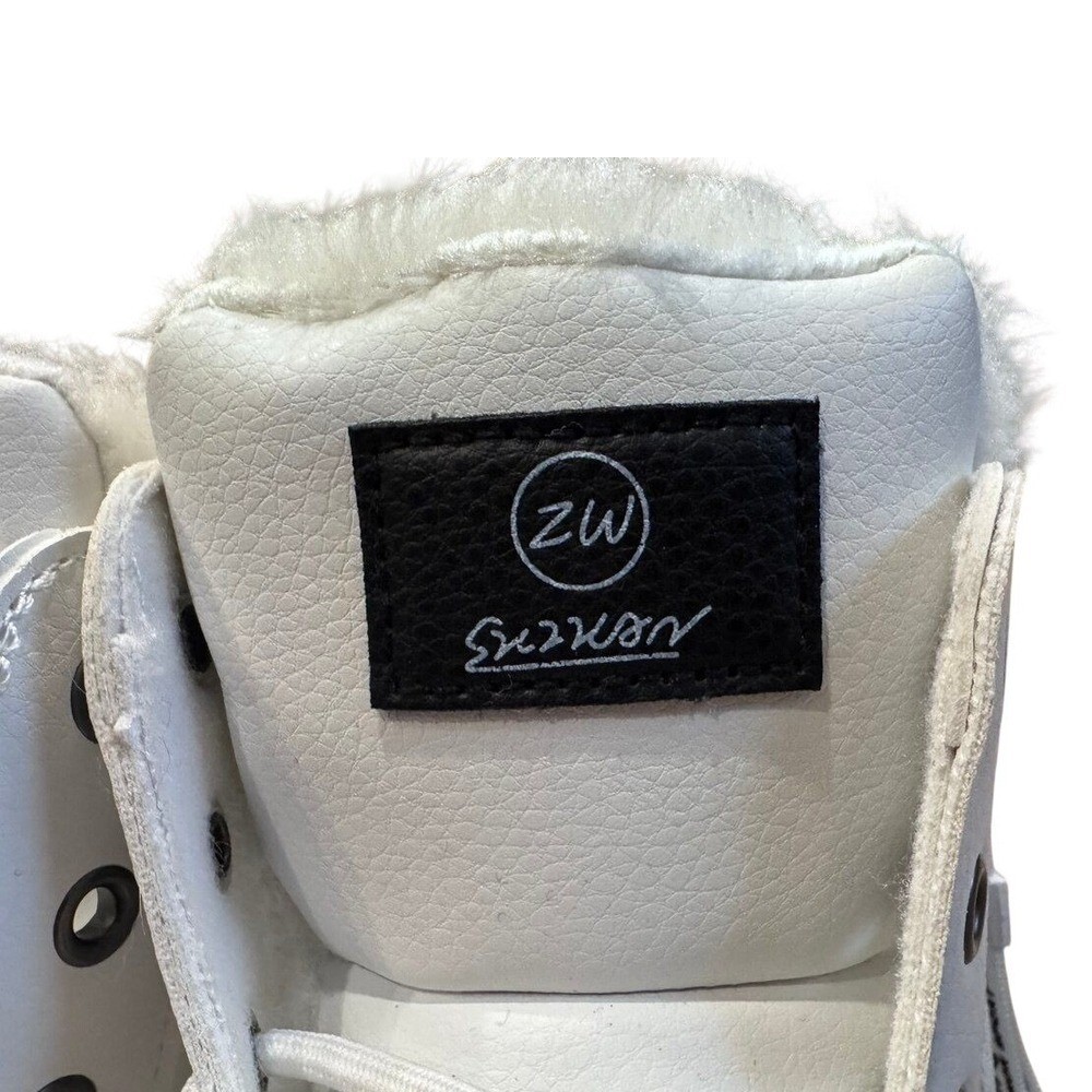 Evolutions Combat Boots Womens 9.5 White Faux Fur Lined Chunky Lug Sole NWOB