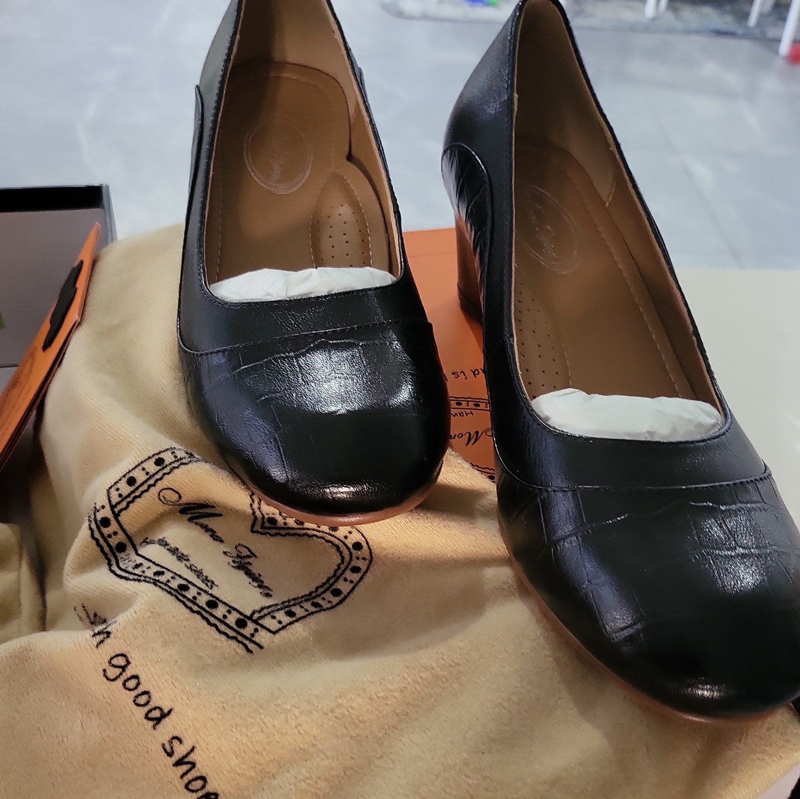 Mona Flying Women’s Black Round Toe Wedge Pump Handmade Sheepskin US 10.5