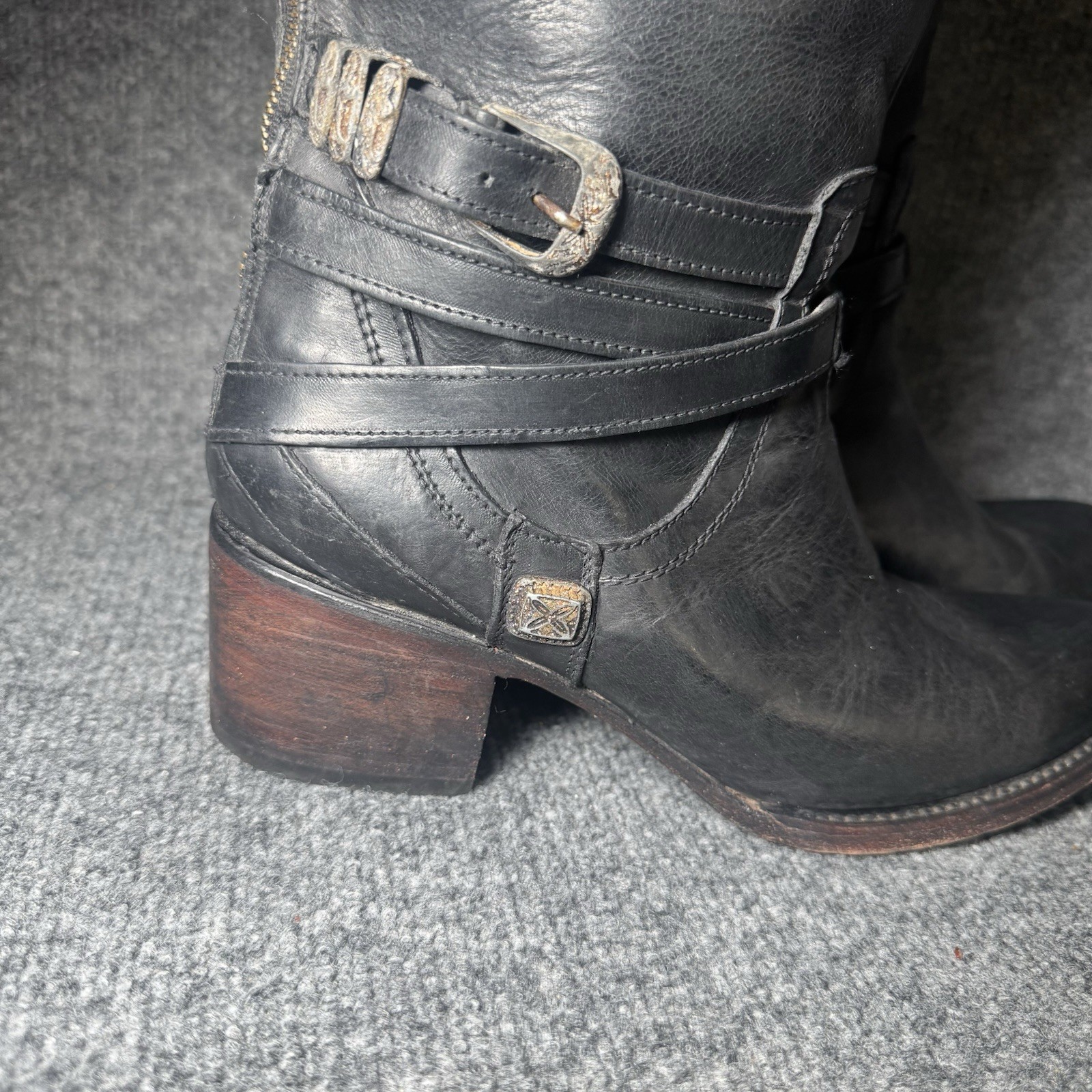 FREEBIRD BY STEVEN Pike Black Boots Women Size 10 Western Buckle Straps