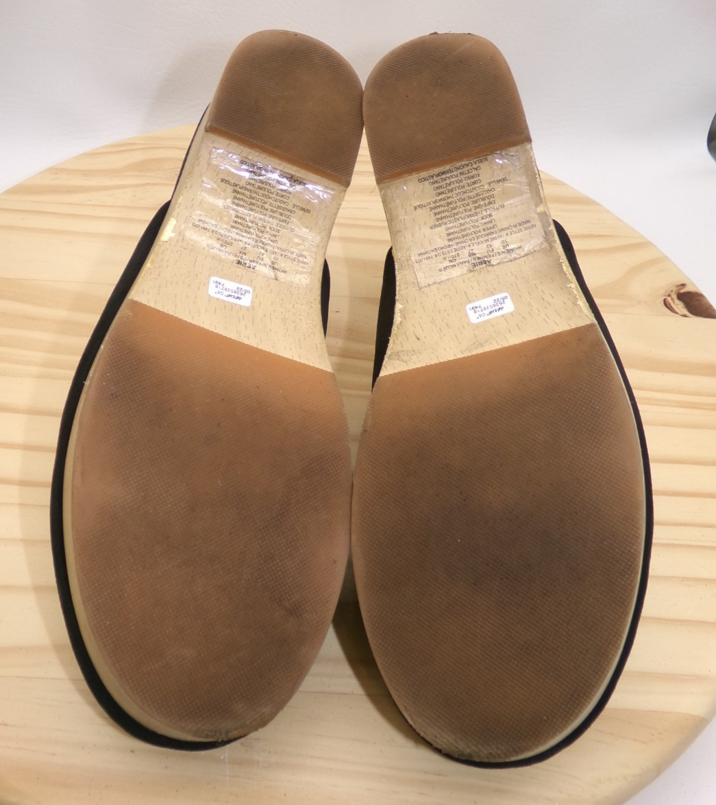 Aerie Slip On Clogs Womens Black Size 10 Faux Suede Wood Heels