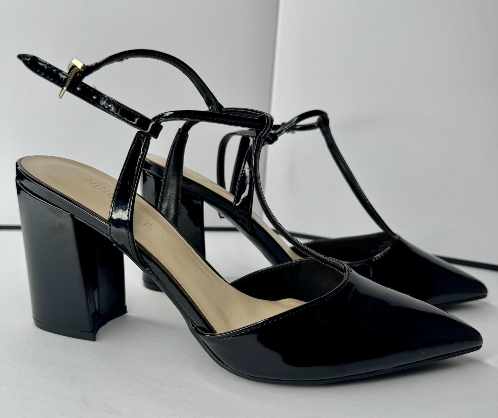 Nine West Black Patent Leather Slingback Pointed Toe T-Strap Block Heel8.5-AS-IS