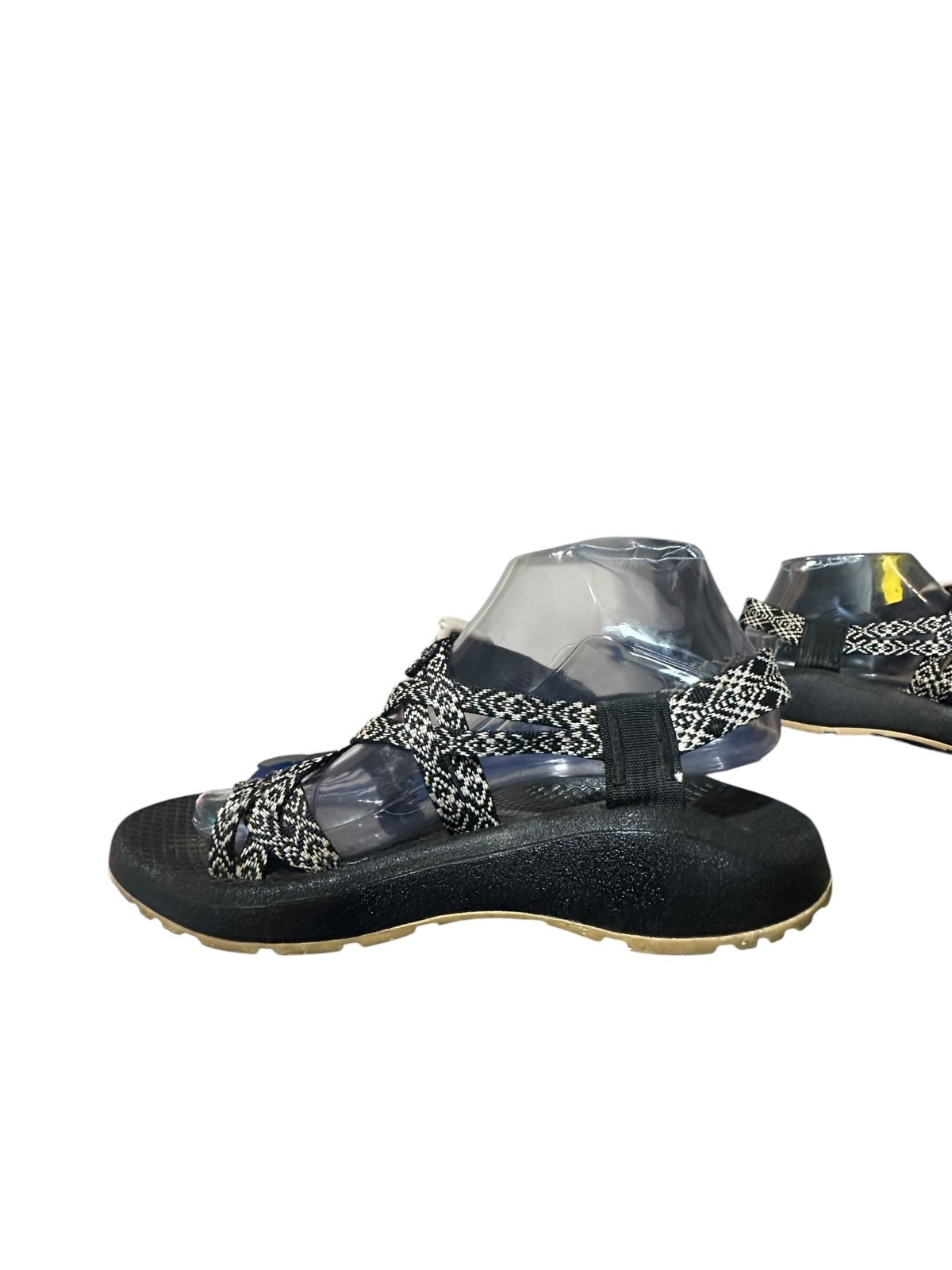 Chaco Z / Cloud X2 Sport Sandal Black White Aztec Adj Strap Toe Loop Womens Sz 7