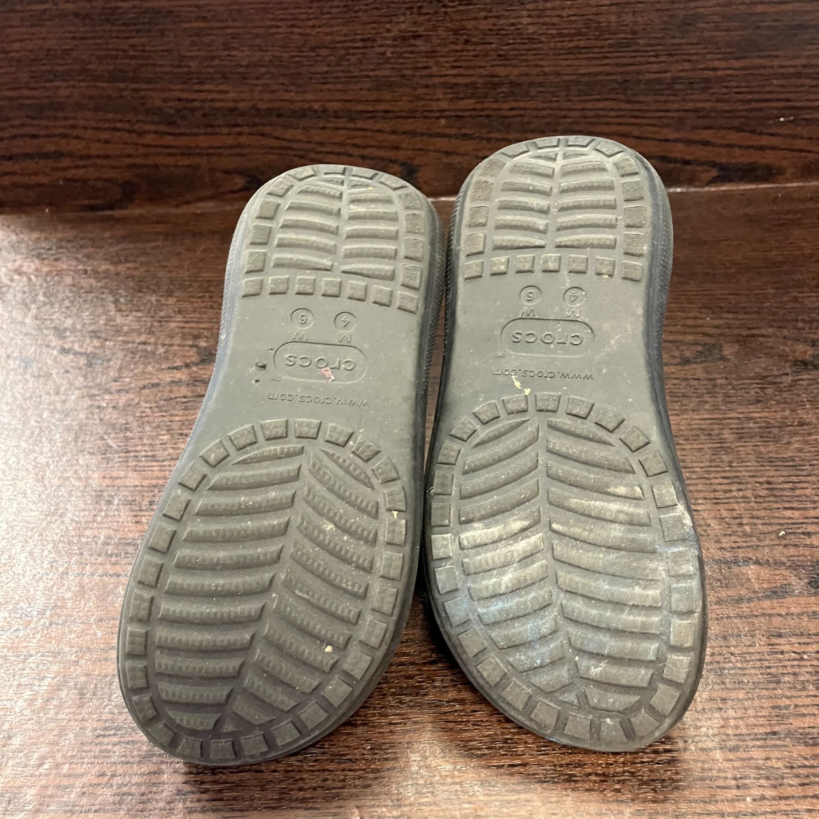 Crocs Classic Crush Sandal Unisex Size W6 M4 Black Platform Slide EVA 207670