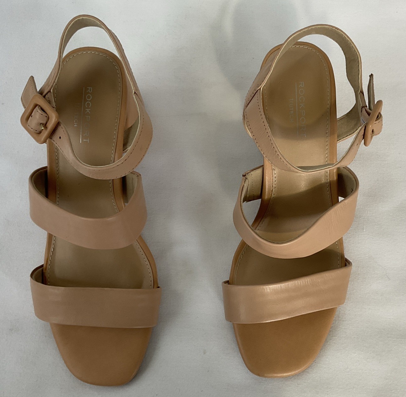 Rockport Farrah 3 Band Macadamia Size 6