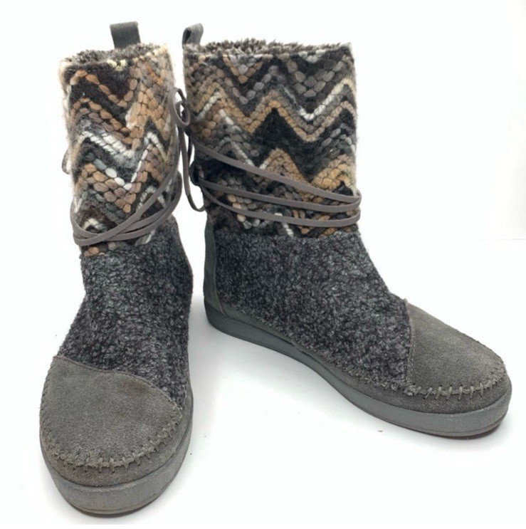 Toms Nepal Boho Suede Textile Yarn Chevron Zig Zag Faux Fur Lined Ankle Boots