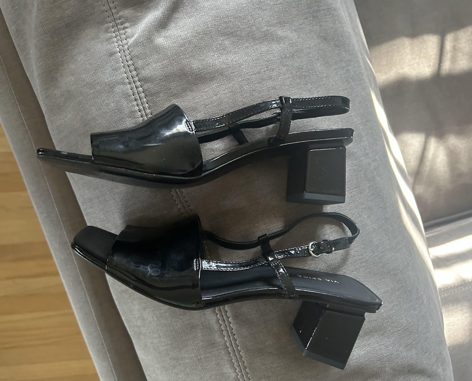 7.5 Via Spiga Patent Leather Block Sandals Black