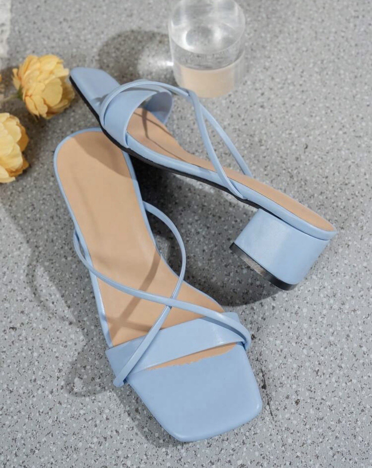 Women’s Blue Chunky Heel Summer/Dress Sandals – Size 9 1/2 – See Description