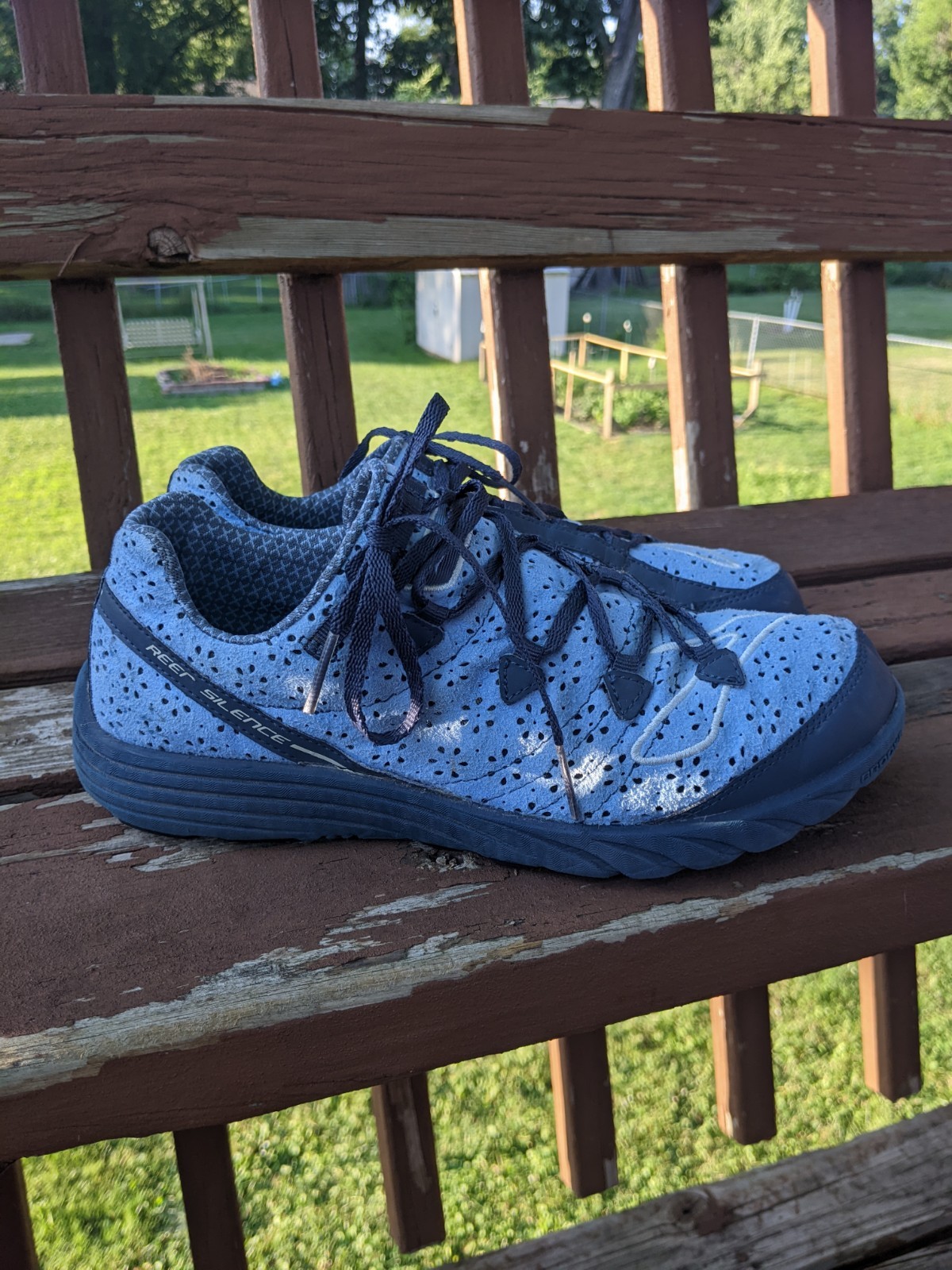 Brooks Green Silence Women’s Blue Recycle Running Shoes sz 10.5 Pre Owned