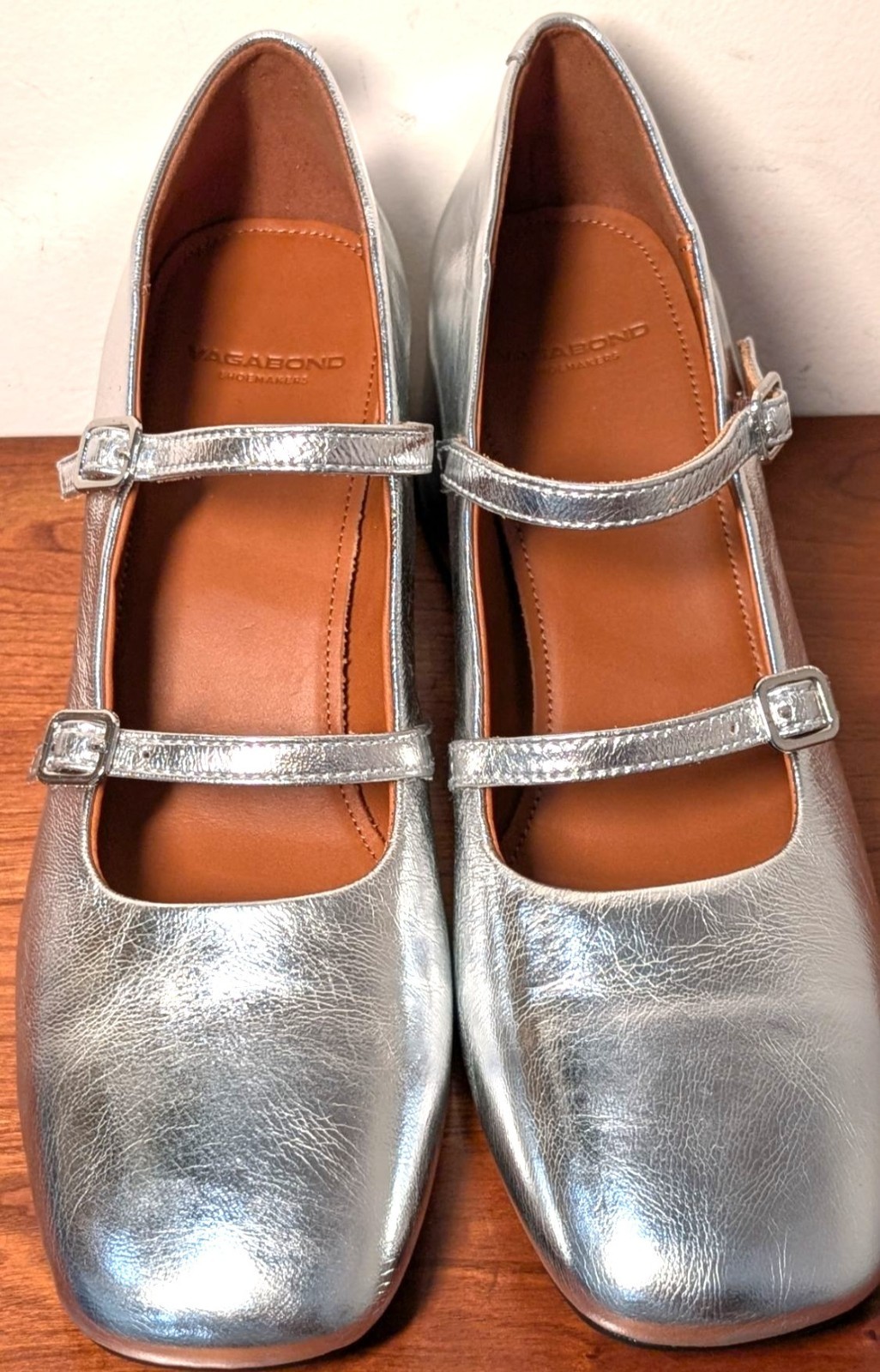 NEW Vagabond Adison Silver Leather Double Strap Mary Jane Pump, Size 39