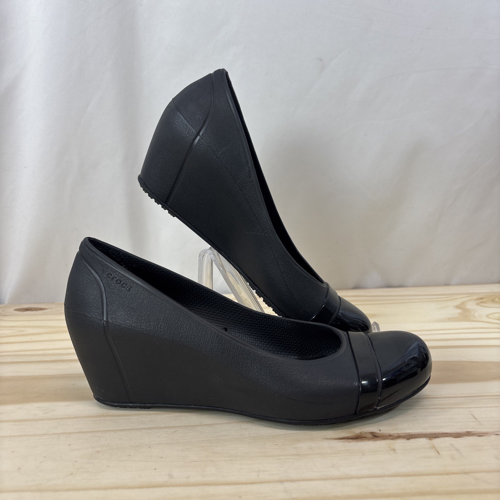 Crocs Wedge Heels Black Croslite Patent Cap Toe Detail Comfort Shoes Womens 8