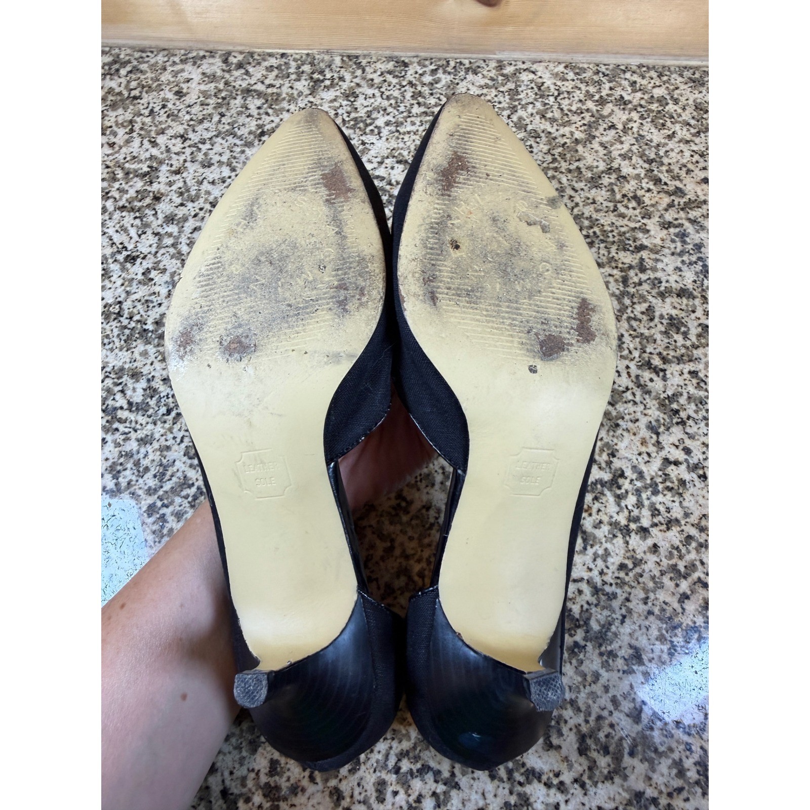 Isaac Mizrahi for Target Black Fabric Kitten Heel Pumps Pointed Toe Size 7