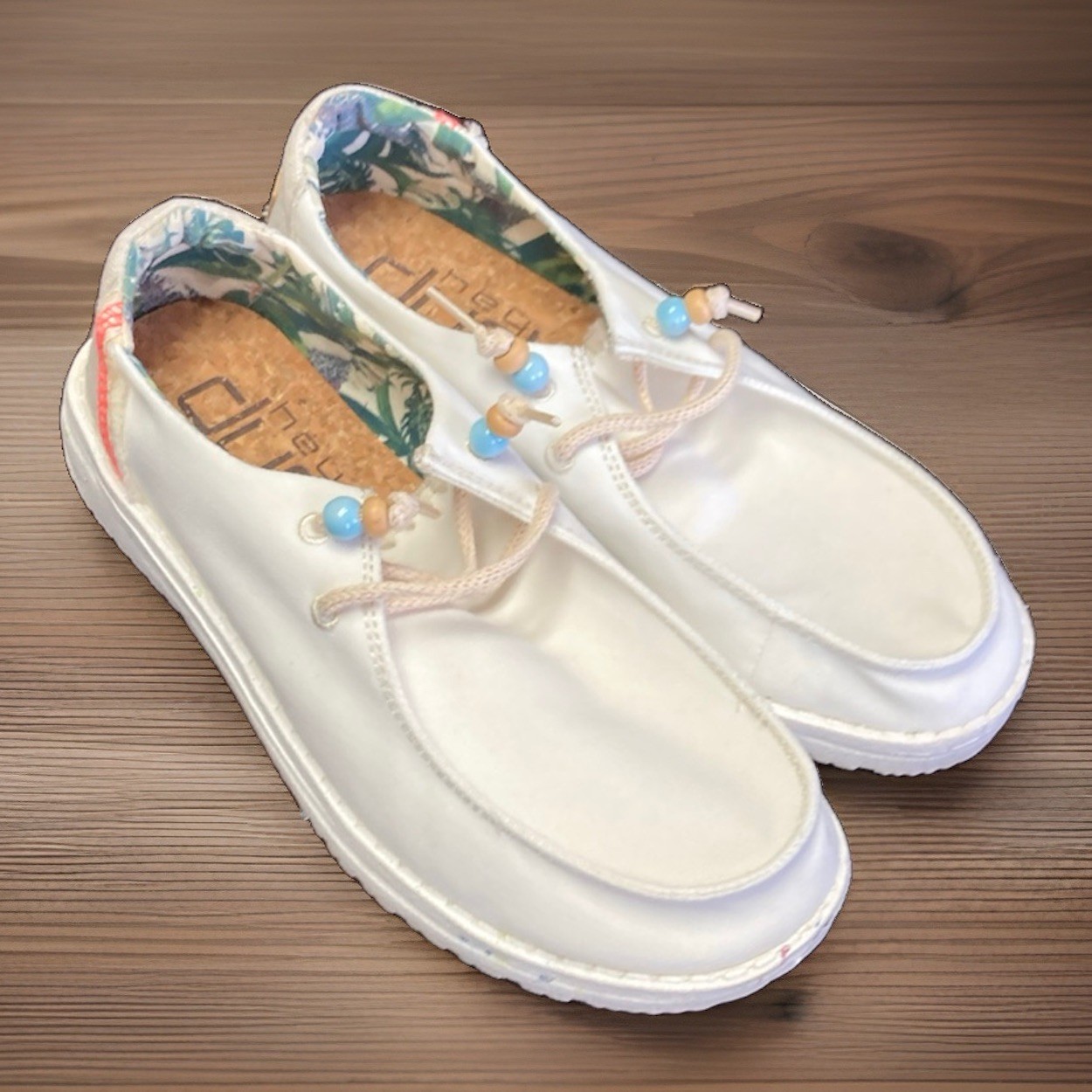 Hey Dude Women’s White Canvas Slip-On Flats Cork Insole Beaded US 7 EU 38