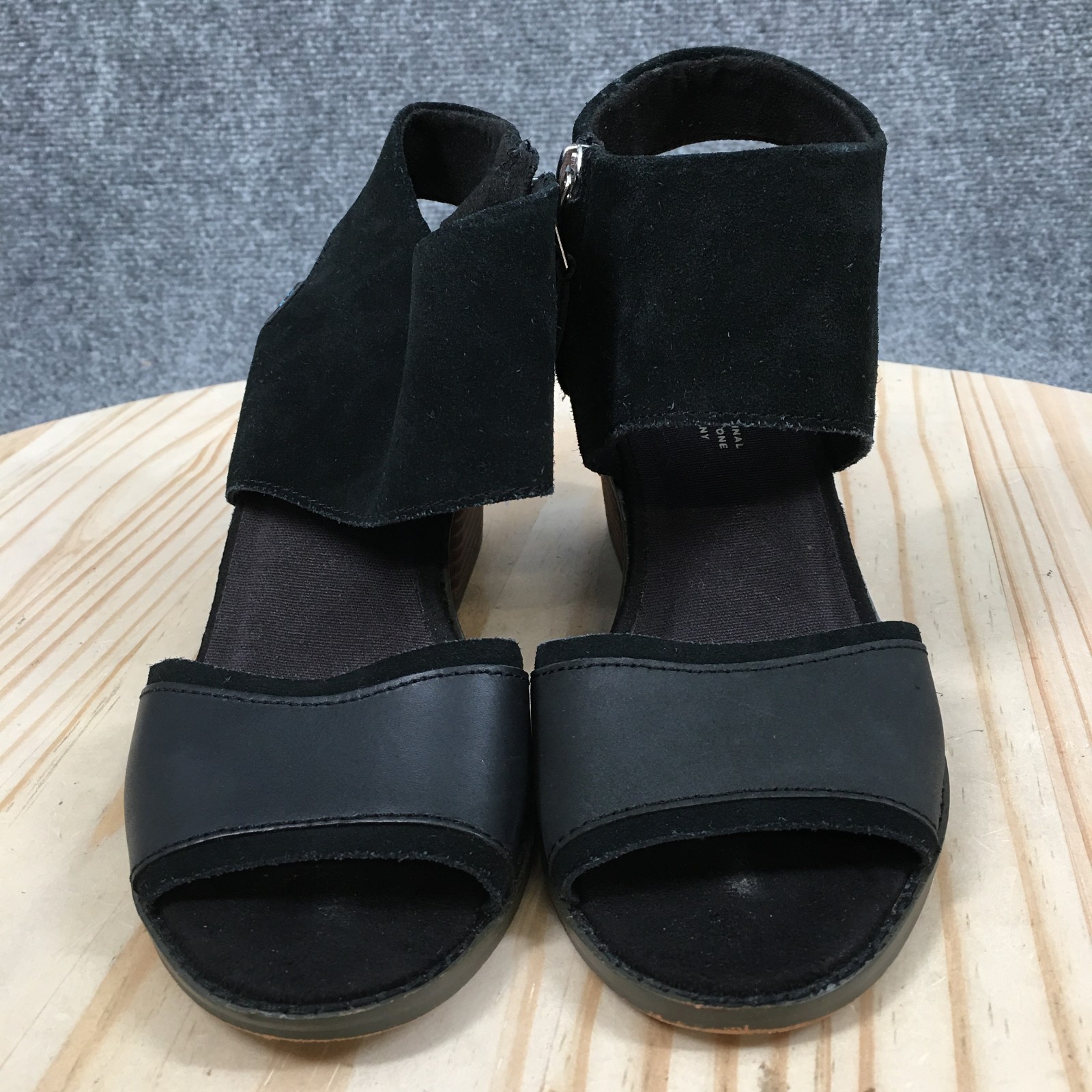 Toms Majorca Cutout Sandals Womens 7.5 Ankle Strap Comfort Block Heels Black