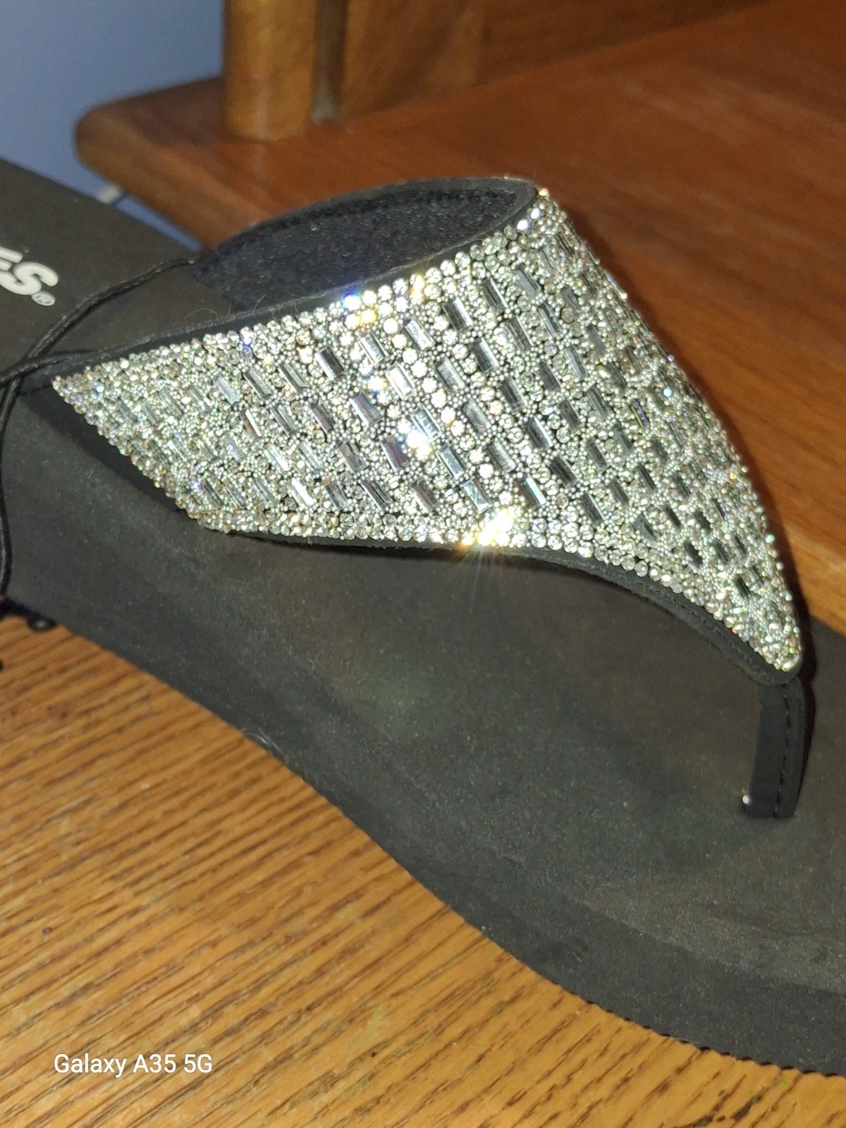 LUK-EES Women M (9-10) Black CZ bling Design Sandals Open-NWT 💥SEND OFFERS💥