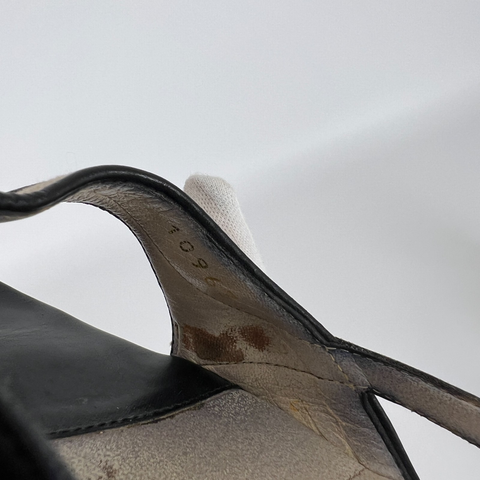 Gucci | Auth Tom Ford Era Vintage Black Leather Sandal Slide Mules (37)
