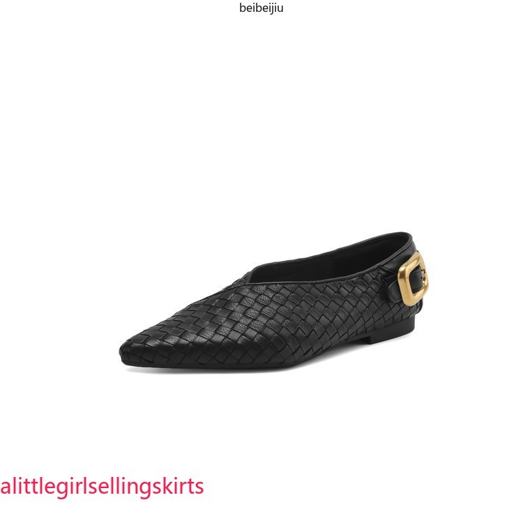 Women’s Flats Slip on Loafers Leopard Weave Alligator Pattern Pointy Toe Shoes
